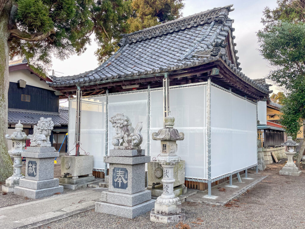 八幡神社 雪囲いシート